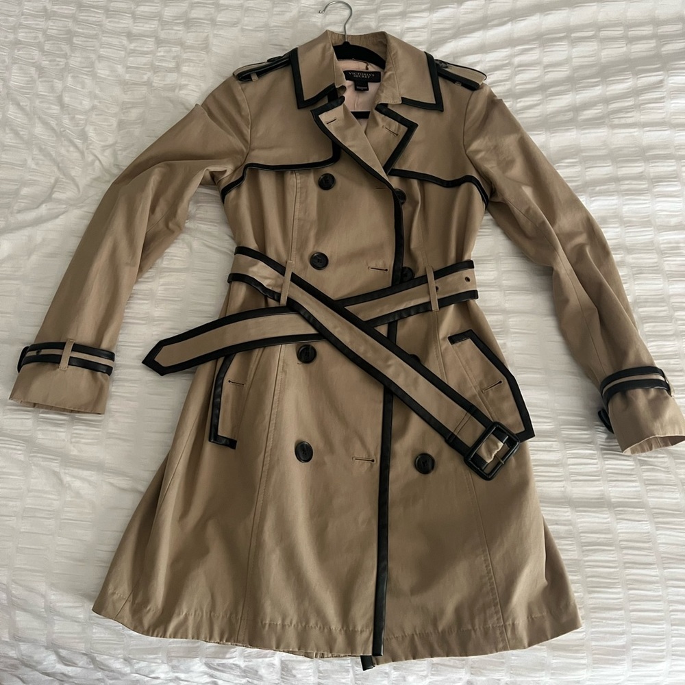 Gorgeous Tan & Black Victoria Secret Trench Coat